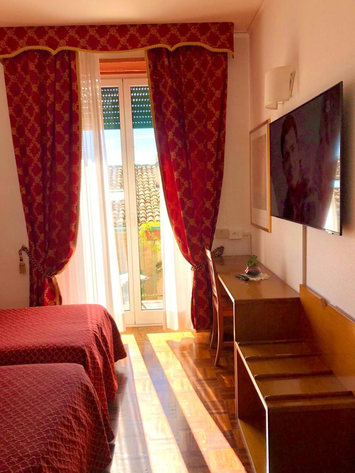 Hotel Arcadia Macerata Exterior foto